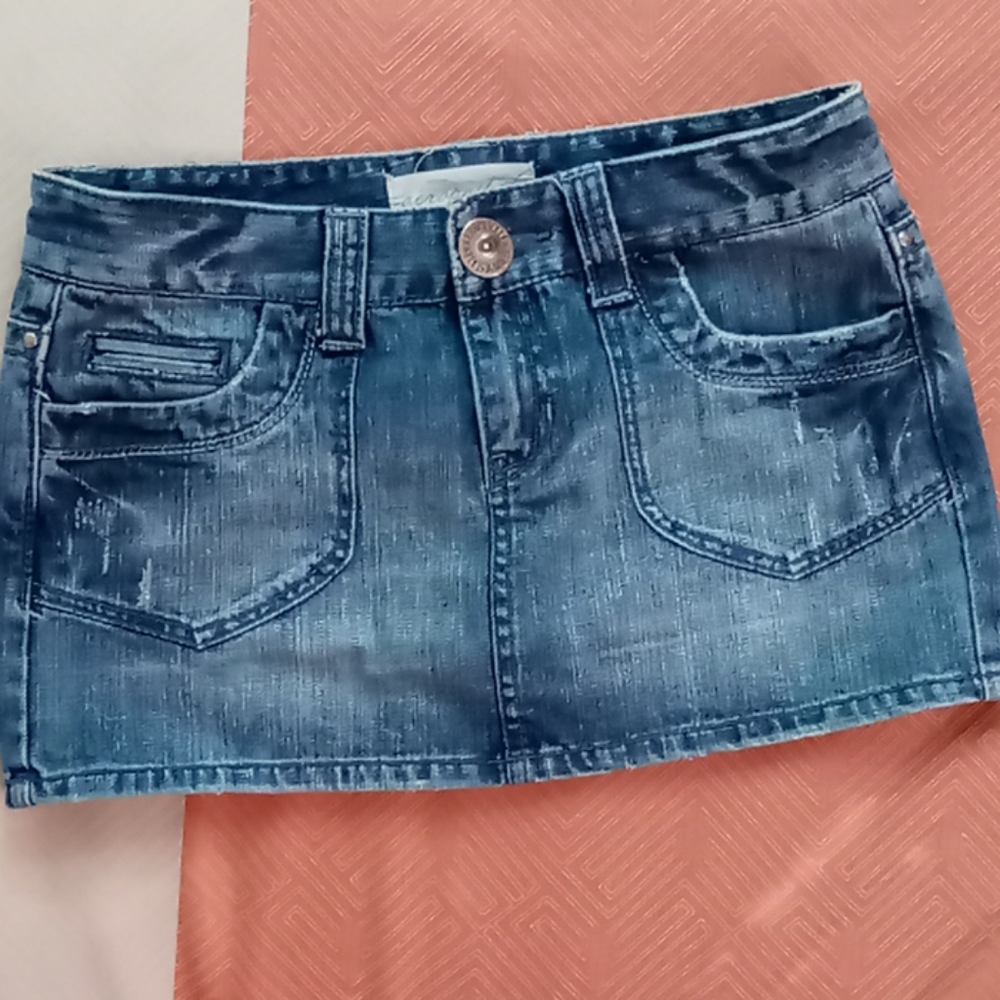 Aeropostale blue jean skirt size 5/6